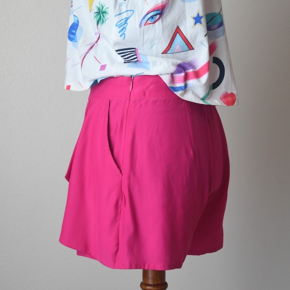 Parker Origami Ruffle Front Silk Shorts Size XS - Picture 3 of 8